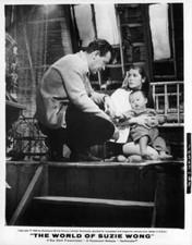 William Holden Nancy Kwan with a baby in The World Of Suzie Wong 1960 Old Photo