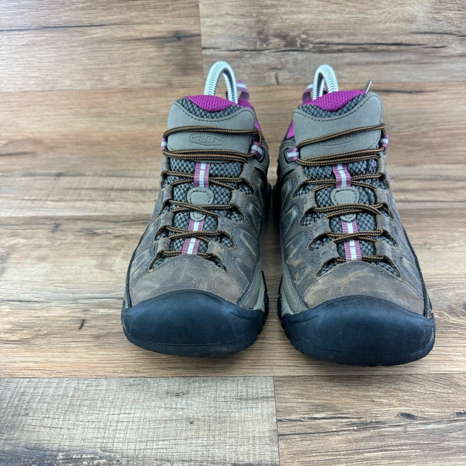 Scarpe da trekking impermeabili marroni Keen Targhee III 101854 da donna taglia 7 5