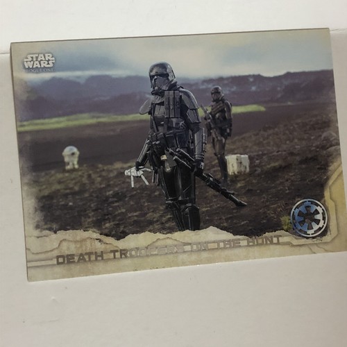 Rogue One Trading Card Star Wars #32 Death Troopers On The Hunt - Picture 1 of 2