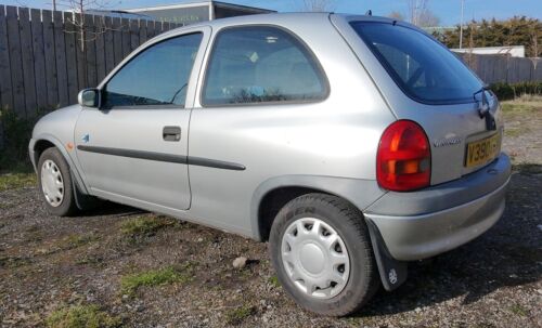Vauxhall Corsa B 1.2 16v Club 1999 - Picture 22 of 22