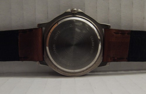 MEN'S WATCHES MILITARY STYLE GOOD WORKING CONDITION 1 PRE-OWNED AND 1 NEW, . - Picture 8 of 11