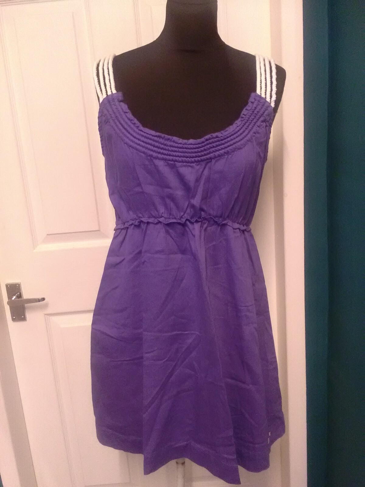 Picture 1 of 6