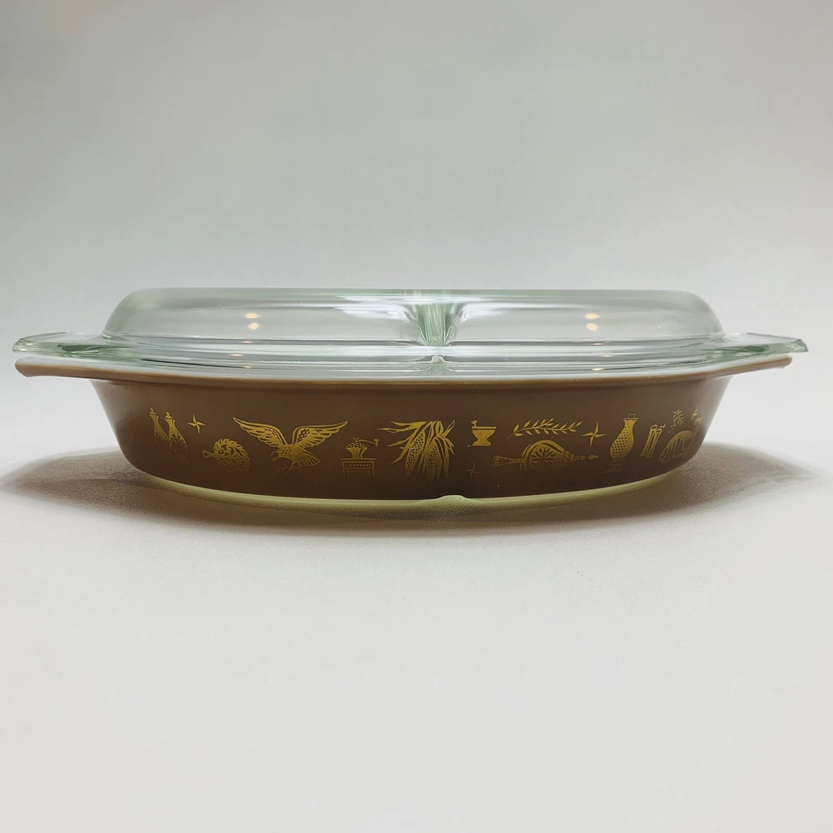 Vintage Pyrex AMERICANA Divided Casserole Dish w/Lid 1 1/2 Qt Brown w/gold