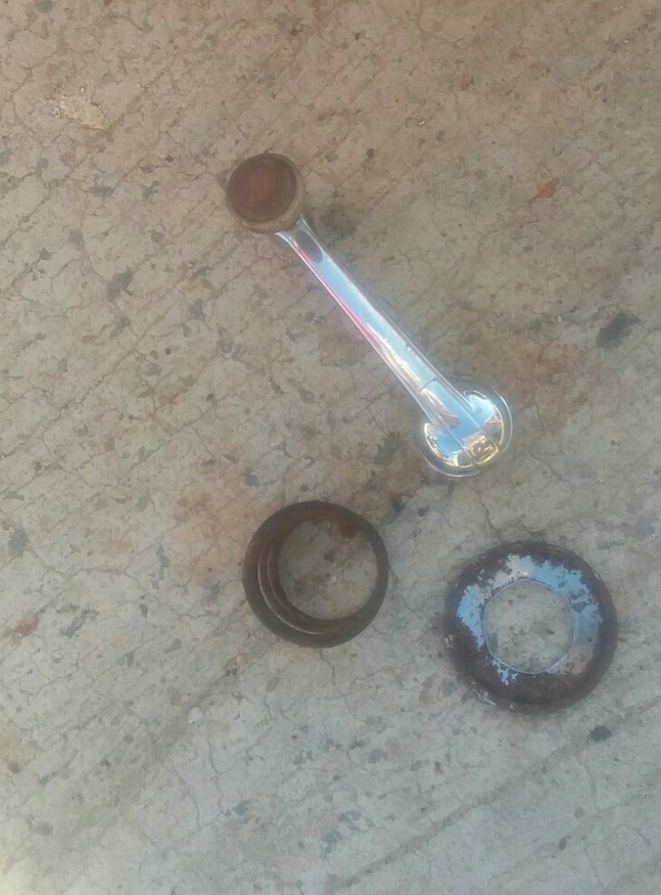 Picture 1 of 4