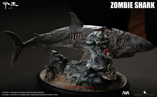 Queen Studios 1/10 Zombie Shark 26'' limited Resin Statue INSTOCK - Picture 9 of 12