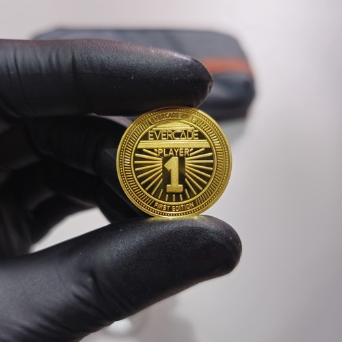 EVERCADE PRE-SALE COIN PERFECT CONDITION - Imagen 3 de 3