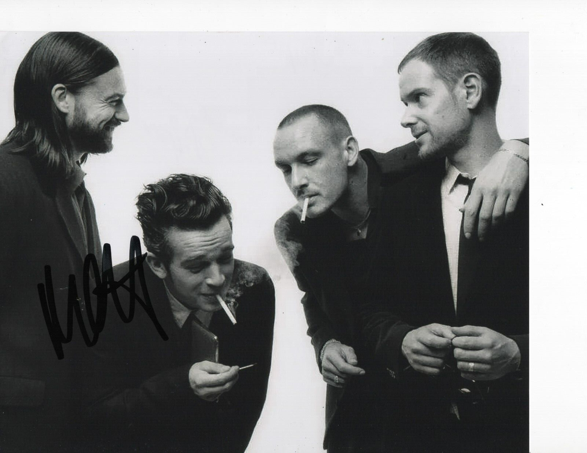 The 1975 セットリスト　サイン入り 限定1枚　Matt Healy THE 1975 MATT HEALY SIGNED BAND SMOKING 8X10 | eBay