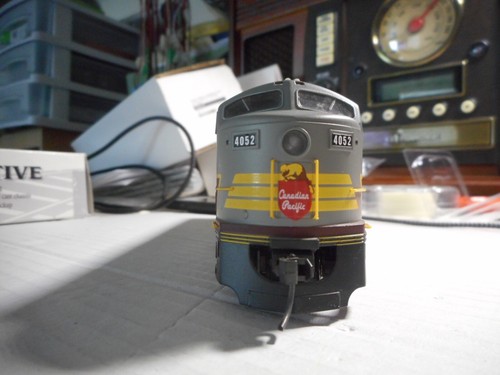 HO Proto 1000 C-Liner "A" Canadian Pacific # 4056. Item 500012. - Picture 7 of 7