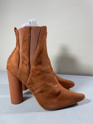 RUST COLORED SIDE ZIP ANKLE BOOTS SIZE 