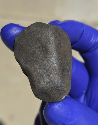 Tana River Kenya Witnessed Fall Meteorite   51.893g Individual L6 S5 W0