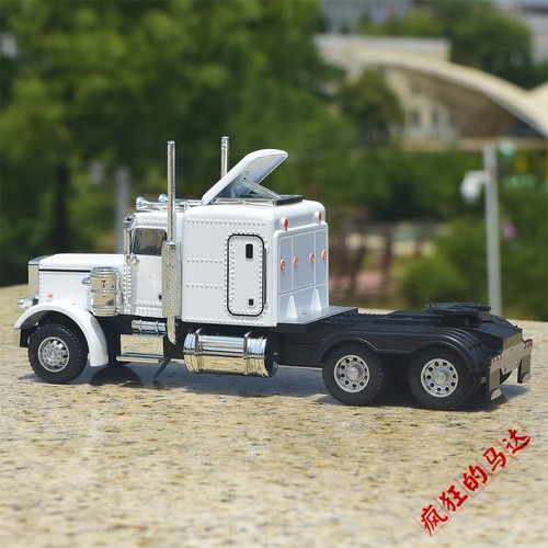 1/50 Peterbilt Truck & Trailer Die-Cast Model, White, Heavy Haul - Picture 2 of 6