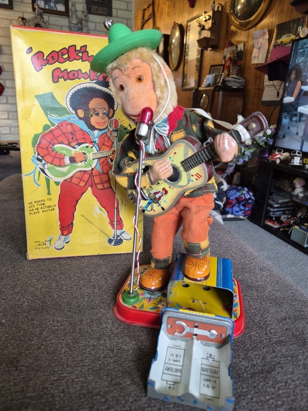 1950s Alps Rock N Roll Monkey Battery Operated Toy Working&box