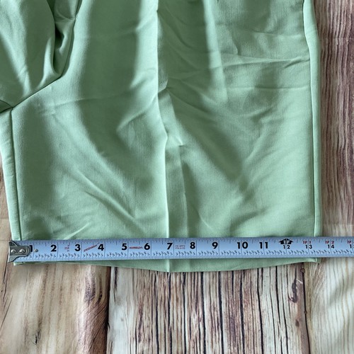 VTG 90s Women's Golf Shorts Size 16 Pleated bermuda High Waist Green Cutter Buck - Picture 8 of 9