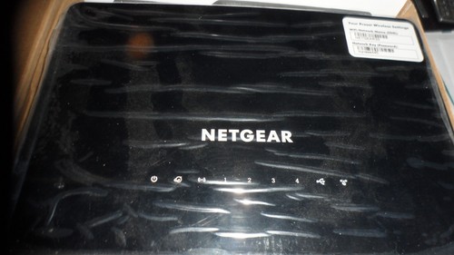 Netgear AC1200 Smart WI-FI Router Model #R6220--Dostęp do aplikacji Nighthawk --Anteny - Zdjęcie 3 z 12