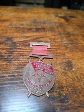 SOVIET USSR RUSSIAN ORDER OF THE RED BANNER Copper Military Medal