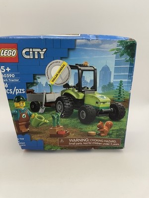 60390 LEGO  City Park Tractor, Box dented New sealed Watering can + Squirrel