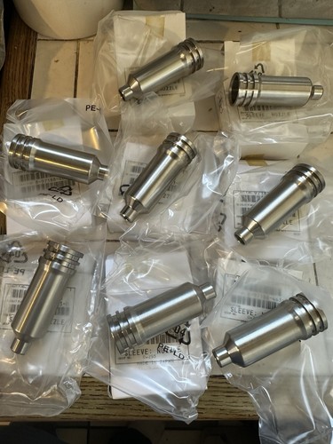 OEM GM 2001 2004 6.6 Duramax Diesel Fuel Injector Sleeves 97188463 Chevy GMC