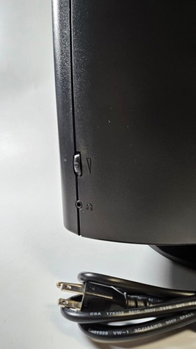 Dell E771MM 17" CRT VGA Built-In Audio Monitor 1280 x 1024 @ 60Hz Retro Gaming - Picture 8 of 9