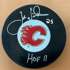 Maple Leaf Marvels: O-Pee-Chee and ITG Canada vs. the World Autographs 26