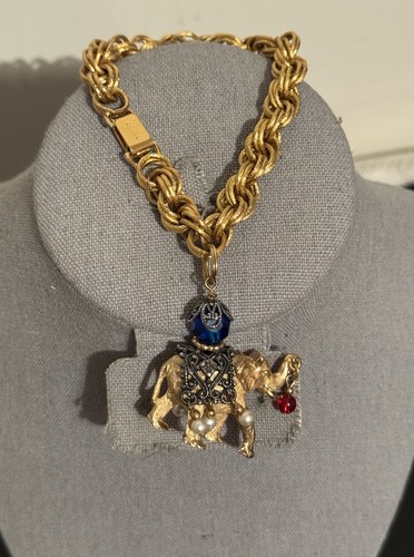 Bracciale vintage anni 60 Napier elefante charm tono oro
