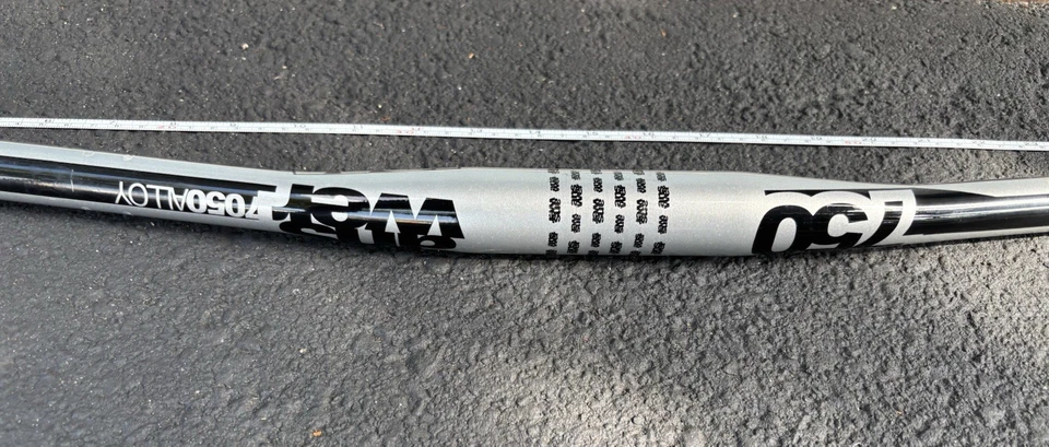 ANSWER MTB FLAT BAR PROTAPER 750 毫米 7050 合金 31.8 毫米 - 8° 轻度使用 — 第 2/4 张图片