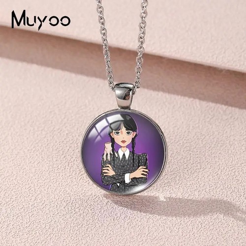 Collar colgante para amantes de Addams del miércoles película redondo cristal cúpula joyería NUEVO - Imagen 19 de 32