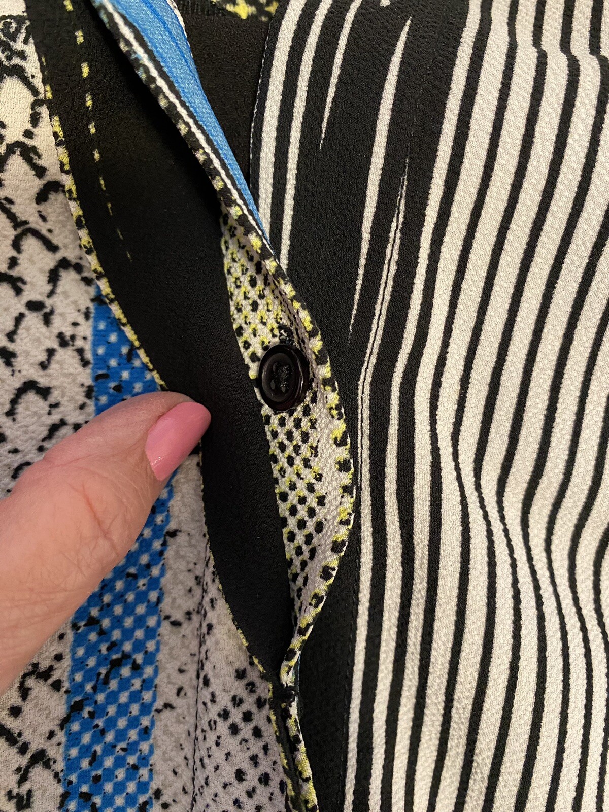 Alberto Makali Multi-Colored Split Neck Short Sle… - image 5