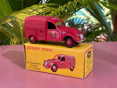 Voiture miniature Citroën 2CV Fourgonnette Dinky Toys – Vintage années 50 - Collection