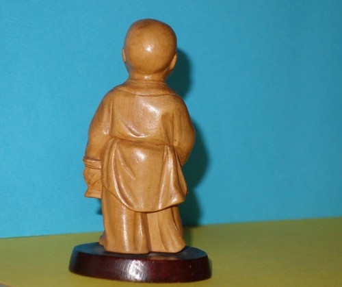 ANTIQUE VTG CULTURE REVOLUTION CHINESE WOODEN CARVED STATUE WOOD CHILD - SIGNED - Picture 7 of 12