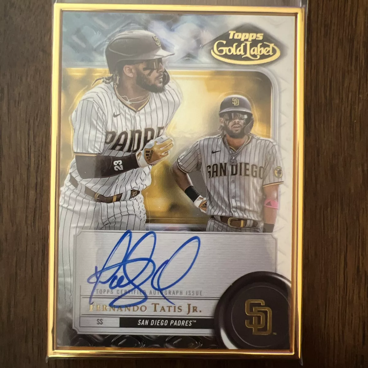 2022 Topps Gold Label - Gold Frame Fernando Tatis Jr. on card Autograph