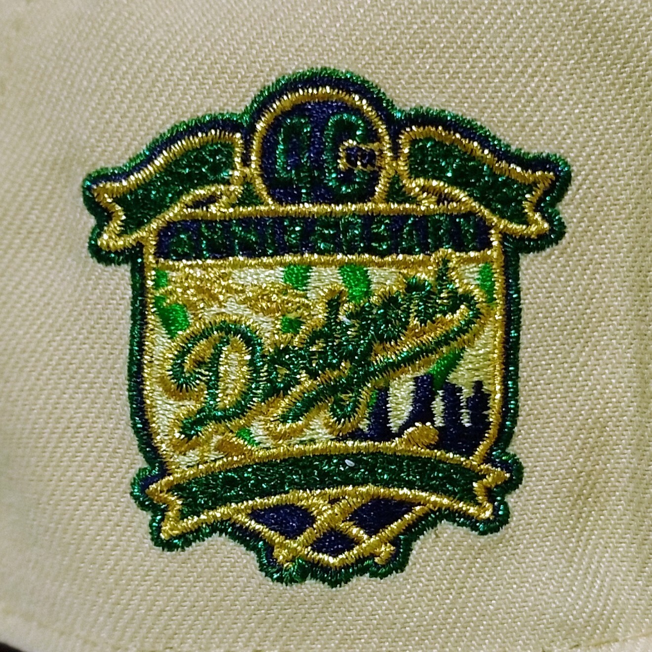 Picture 3 of 9