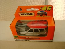 2000 MATCHBOX SUPERFAST #45 JEEP GRAND CHEROKEE WITH RAFT ON ROOF NEW IN BOX