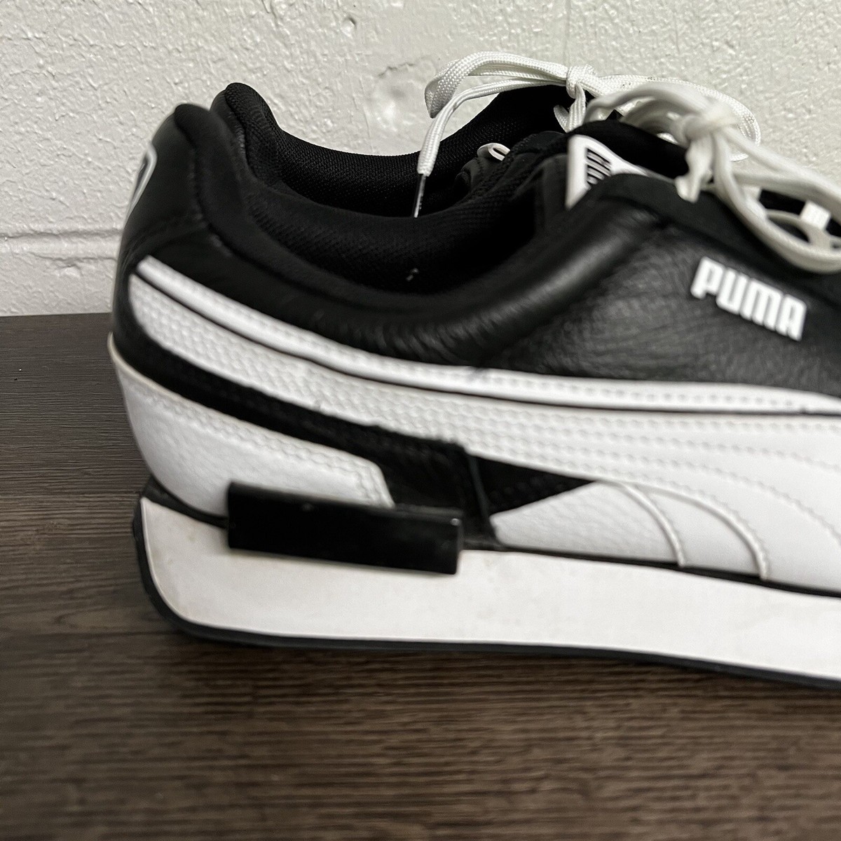 Puma Mens Future Rider Play On Stax Sneakers Shoes Black 381677-01 Low Top 