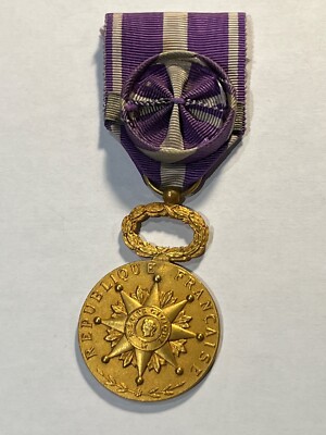 Medal Ligue Française D'Entraide Sociale & Philanthropique