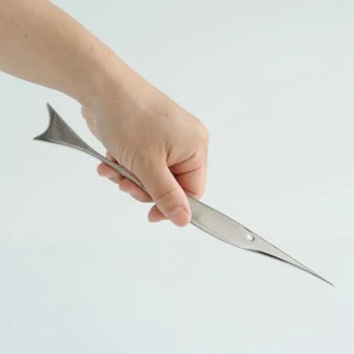Alessi GIA08 Pes Tagliacarte Apribuste Pesce in Acciaio Inox 18/10 Paper Knife, fotografia 3 di 3