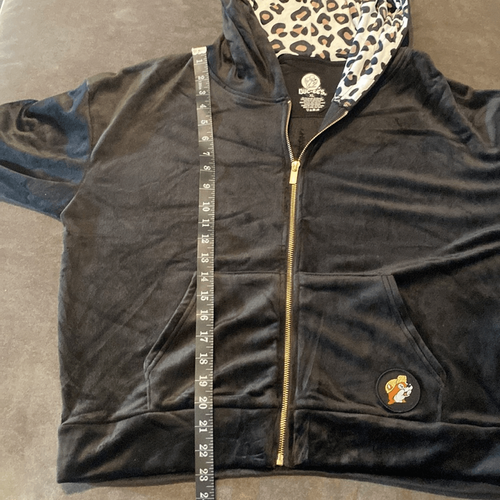 Women’s Buc-ee’s Velour Hoodie Black with Leopard Print in Hood Size XL NWT - Picture 9 of 10