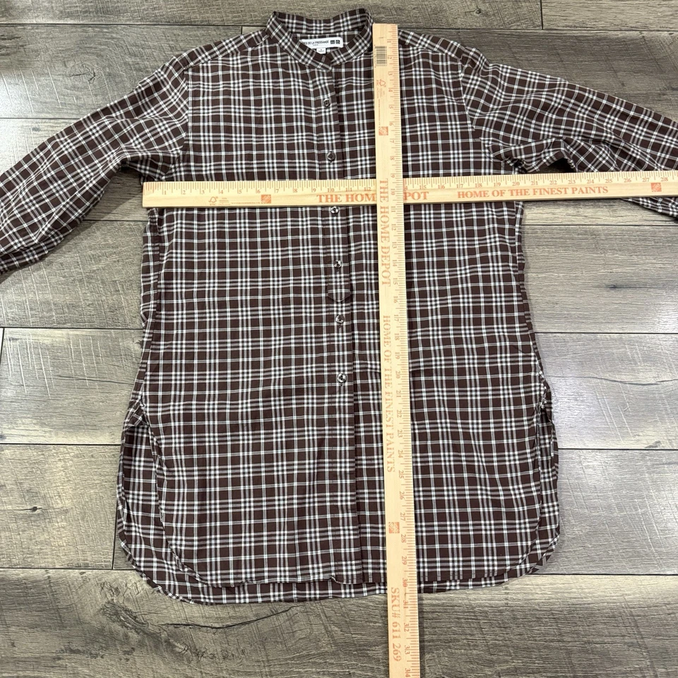 Camisa túnica larga a cuadros UNIQLO x Ines de la Fressange marrón a cuadros para mujer pequeña Foto 4 de 4
