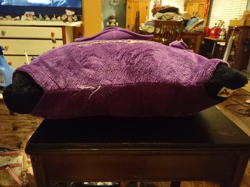 NCAAF "Pillow Pets" ECU Pirates Plush Pillow CLEAN Cute!! Flds up Smaller Size - Picture 4 of 11