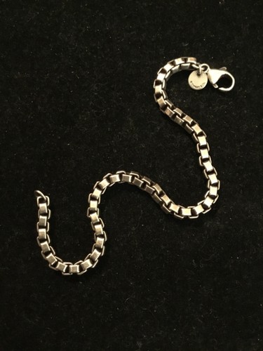 Tiffany & Co. Sterling Silver Venetian Box Chain Link Bracelet 7.5 Inch - Picture 4 of 4
