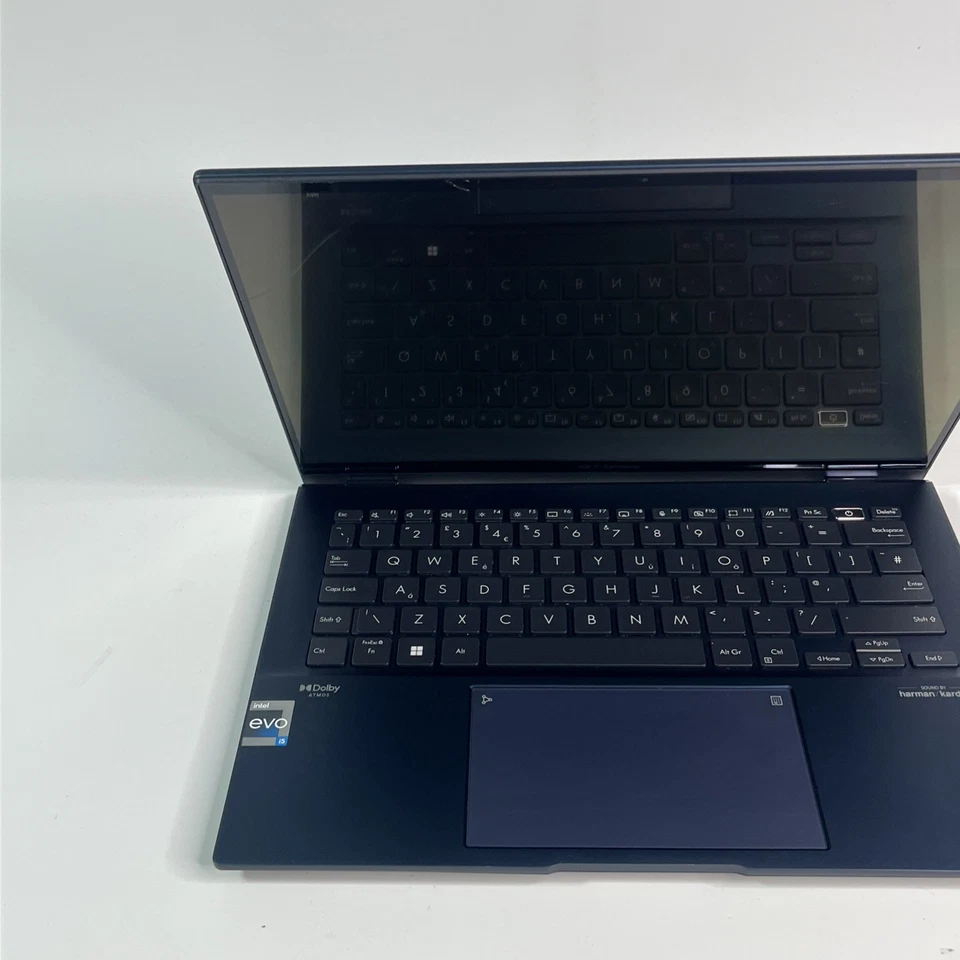 Asus Zenbook UX3402v OLED 14" 2.8K Touchscreen Intel EVO 16GB RAM 256GB i5-1340P, photo 2 of 5
