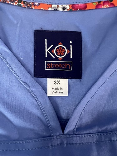 Koi Scrub Top Damen Georgia Stretch Taschen V-Ausschnitt Kurzarm Blau Größe 3X - Bild 7 von 8