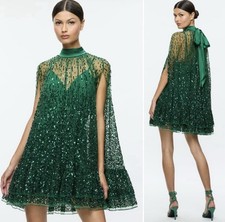Alice And Olivia New Zenon Cape Mini Gown In Forest Green Size 2 1,495.00