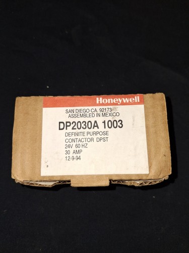 Contactor de propósito definido Honeywell DP2030A 1003 24V bobina 30A - Imagen 1 de 6