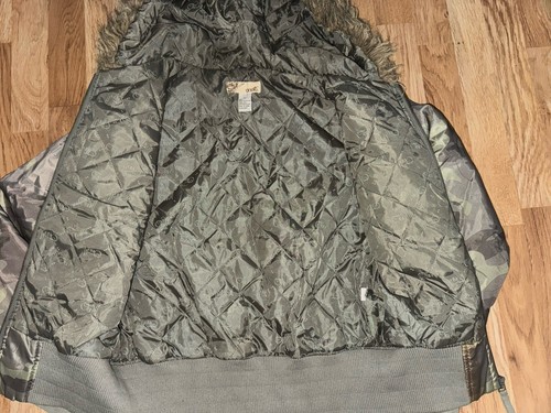 Y2K O’Neill Women’s Camo Full Zip Up Fur Hooded Jacket Size Large GUC - Picture 3 of 7