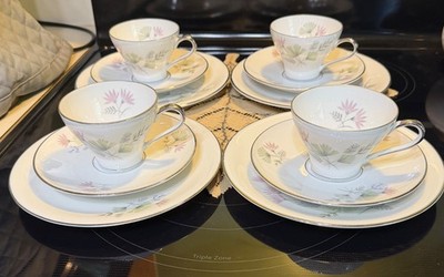 Edelstein Bavaria 19623 Smooth Luncheon Set Tea Cups Saucers Plates 12 pcs