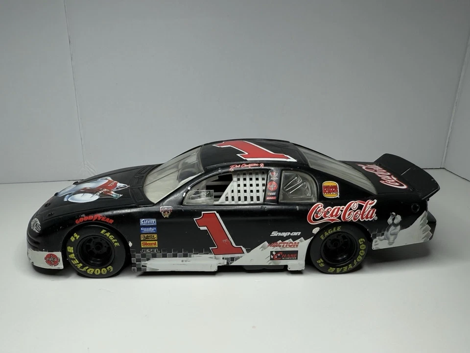 Dale Earnhardt Jr. #1 Coca Cola Polar Bear 1998 Diecast 1:24 - NASCAR Foto 2 de 4
