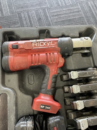 Ridgid Propress Model RP340 with 6 Copper Pipe Press Tool Jaws (1098406) - Picture 7 of 12