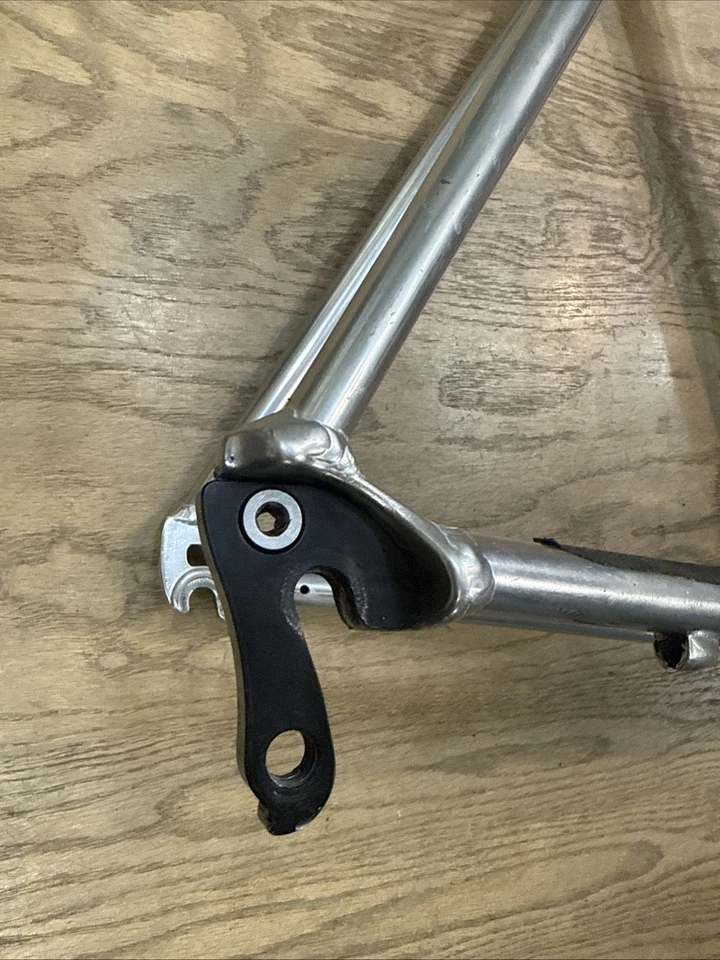 Cuadro de bicicleta de carretera de aluminio GT ZR2000 con borde horquilla de carbono rojo 1999 grande Foto 2 de 4