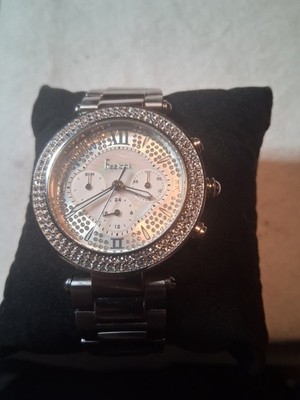 Freelook Women's Watch With Stainless Steel Band White Mop Chronograph Dial ...