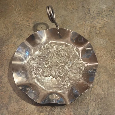 Hammercraft Wavy Edge Aluminum Tray 7.5" Hand Hammered Handle Floral Embossed - Image 1 of 3